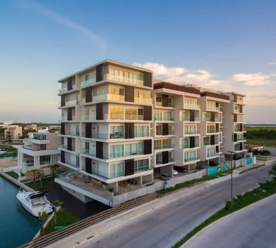 RIVA puerto cancún